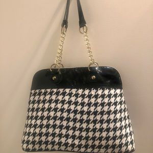 Betsey Johnson black patent leather & houndstooth shoulder bag.